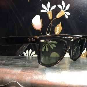 Rayban Tortoise Shell Wayfarer